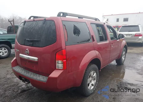 2008 Nissan Pathfinder S z USA, uszkodzony, nr VIN 5N1AR18BX8C647761